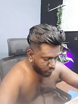 Rayansmith  online show from December 2, 2025, 12:54 pm