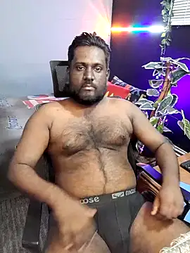 Rayansmith  online show from December 19, 2025, 11:50 am