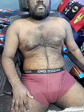 Rayansmith  online show from December 22, 2025, 11:40 am