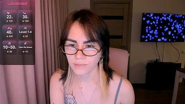 Snapshot of _selectrra chatting on January 20, 2025, 5:16 pm selectrra online show from January 20, 2025, 5:16 pm