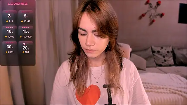 Snapshot of _selectrra chatting on October 25, 2025, 8:03 pm selectrra online show from October 25, 2025, 8:03 pm