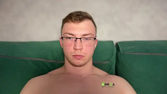 iron  chap online show from April 8, 2026, 9:26 pm