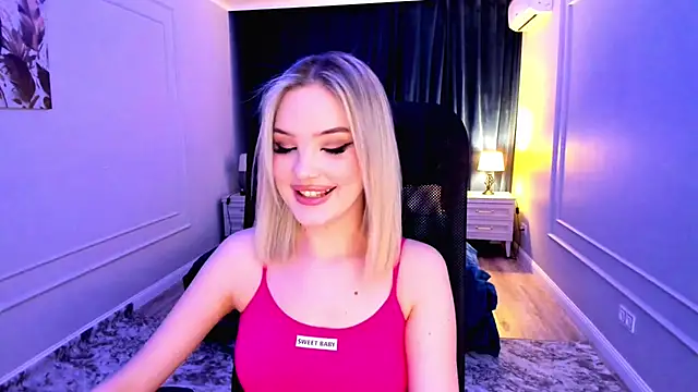 FloweryLove 1 online show from March 23, 2025, 1:53 am