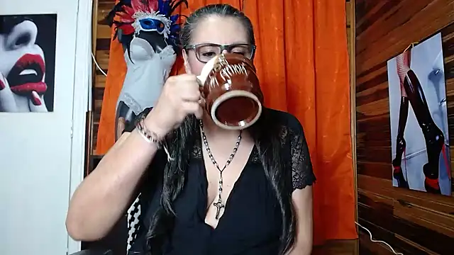 merlyna goldens online show from February 5, 2025, 9:15 am