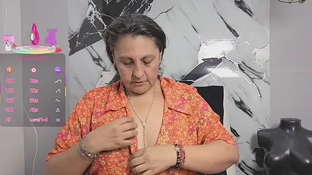 merlyna goldens online show from October 2, 2025, 11:23 pm