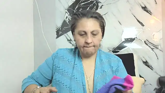 merlyna goldens online show from October 11, 2025, 2:22 am