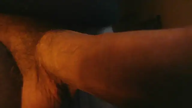 mr key  online show from February 2, 2025, 7:04 pm