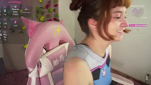 molly russell online show from October 23, 2025, 7:01 pm