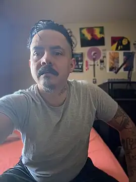 Snapshot of PeterGrandee chatting on May 16, 2026, 7:12 pm PeterGrandee online show from May 16, 2026, 7:12 pm