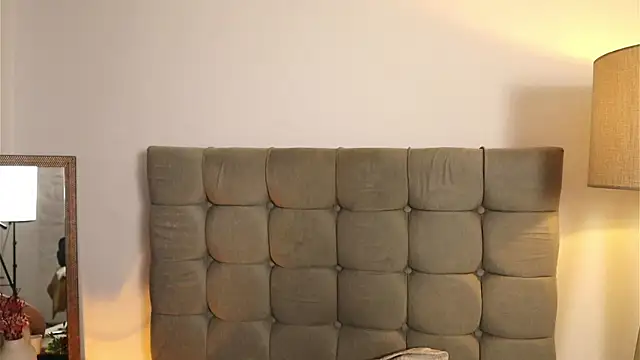 alix bay online show from February 10, 2025, 8:10 pm