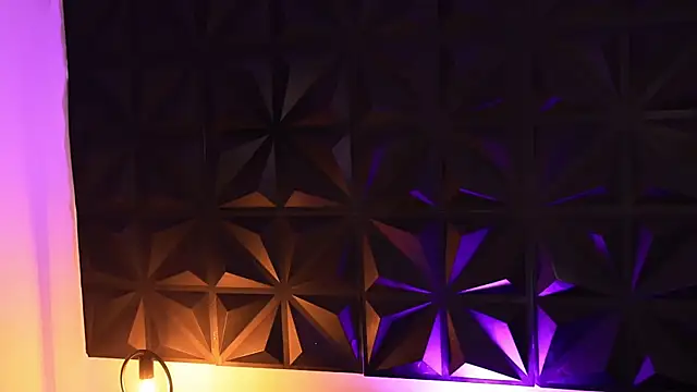 alix bay online show from March 13, 2026, 3:46 am