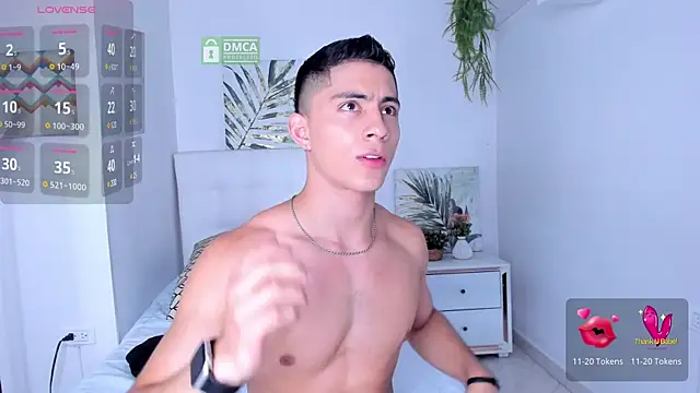 Snapshot of Matty_Adams chatting on February 28, 2025, 3:37 pm Matty Adams online show from February 28, 2025, 3:37 pm