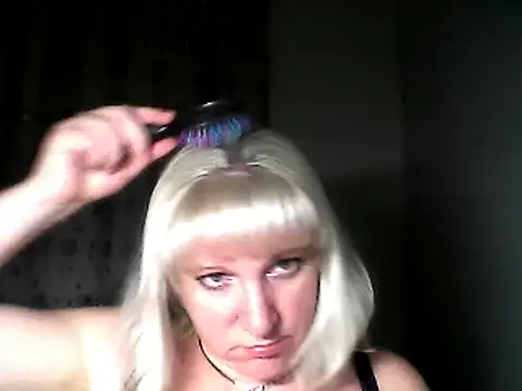 MeilomaWesa online show from December 6, 2024, 8:40 pm