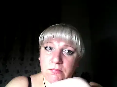 MeilomaWesa online show from February 6, 2025, 7:29 pm