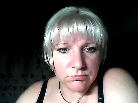 MeilomaWesa online show from March 18, 2025, 9:43 pm