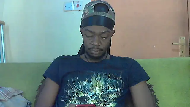 Snapshot of BIGDICKMULLAH chatting on October 9, 2025, 7:17 am BIGDICKMULLAH online show from October 9, 2025, 7:17 am