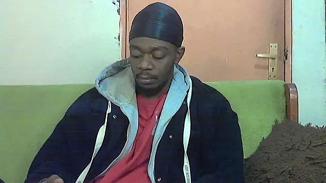 Snapshot of BIGDICKMULLAH chatting on October 18, 2025, 10:54 pm BIGDICKMULLAH online show from October 18, 2025, 10:54 pm