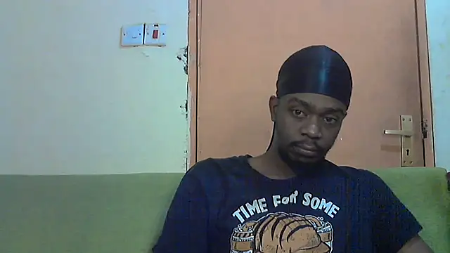 Snapshot of BIGDICKMULLAH chatting on October 24, 2025, 3:30 pm BIGDICKMULLAH online show from October 24, 2025, 3:30 pm