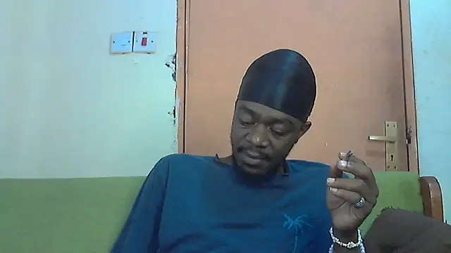 Snapshot of BIGDICKMULLAH chatting on October 28, 2025, 4:38 am BIGDICKMULLAH online show from October 28, 2025, 4:38 am