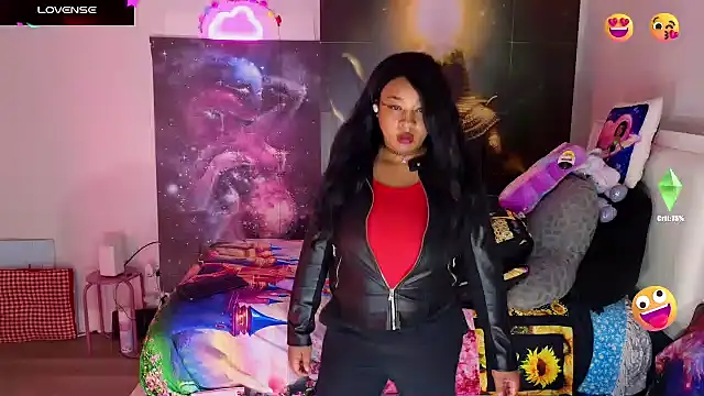 Snapshot of temptressbeauty24 chatting on February 4, 2025, 2:07 am temptressbeauty24 online show from February 4, 2025, 2:07 am