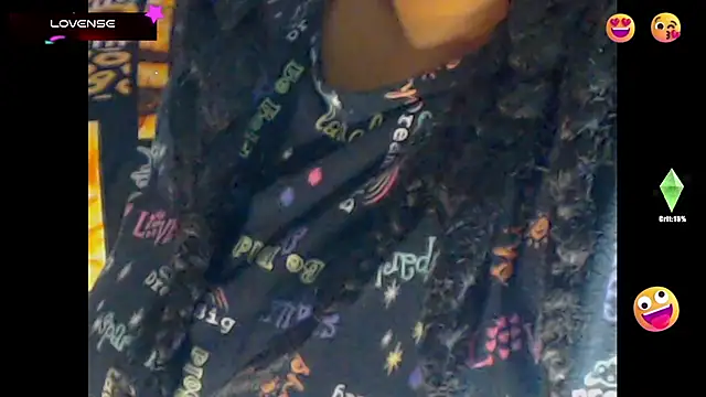 Snapshot of temptressbeauty24 chatting on February 14, 2025, 4:15 am temptressbeauty24 online show from February 14, 2025, 4:15 am