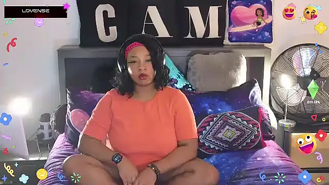 Snapshot of temptressbeauty24 chatting on March 12, 2025, 2:30 am temptressbeauty24 online show from March 12, 2025, 2:30 am