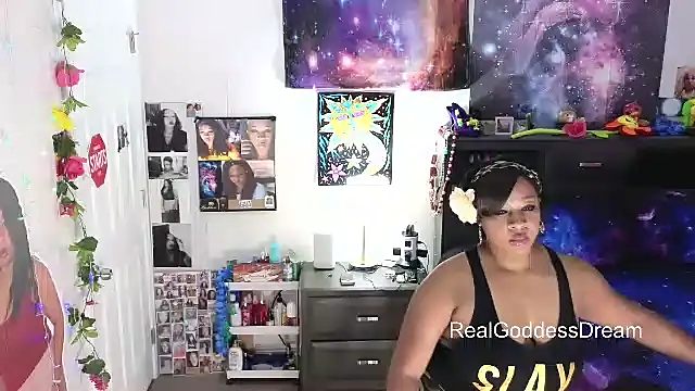 temptressbeauty24 online show from January 14, 2026, 2:06 am