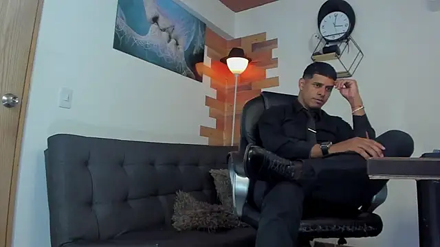 Snapshot of vincen_jose chatting on December 13, 2024, 2:10 am vincen jose online show from December 13, 2024, 2:10 am