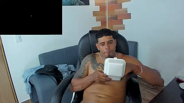 Snapshot of vincen_jose chatting on February 24, 2025, 4:05 am vincen jose online show from February 24, 2025, 4:05 am