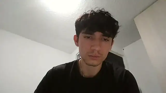 Snapshot of ChicoMaloFfF chatting on November 6, 2025, 5:58 pm ChicoMaloFfF online show from November 6, 2025, 5:58 pm