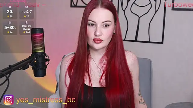 Vicky Fetish online show from March 10, 2026, 7:35 am