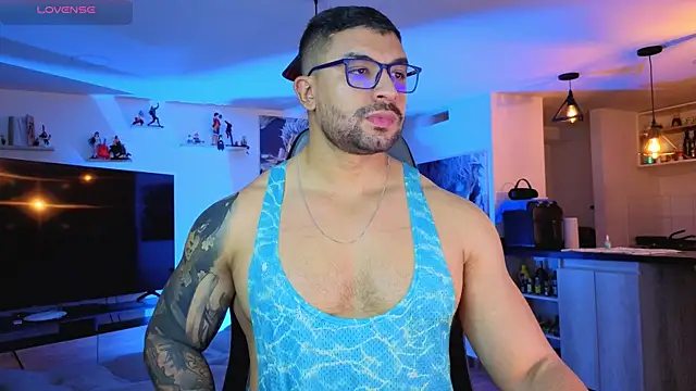 Michael Diamond online show from September 29, 2025, 4:39 am