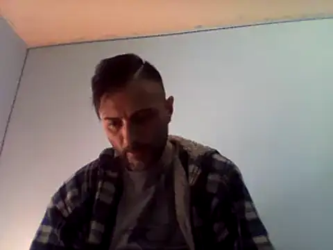 coppiasenzacensura online show from March 19, 2025, 7:18 am