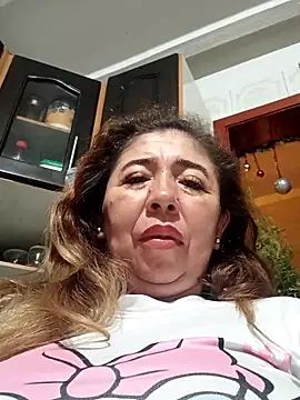 Valentinaa mature online show from November 24, 2025, 2:00 am