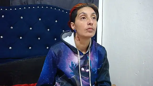 anyu1306 online show from December 13, 2024, 12:42 am