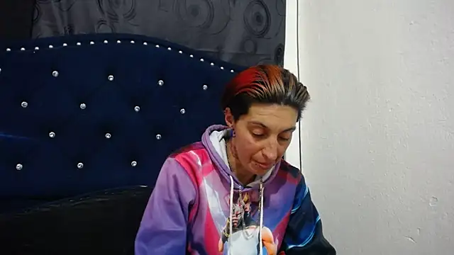 anyu1306 online show from January 8, 2025, 2:25 am