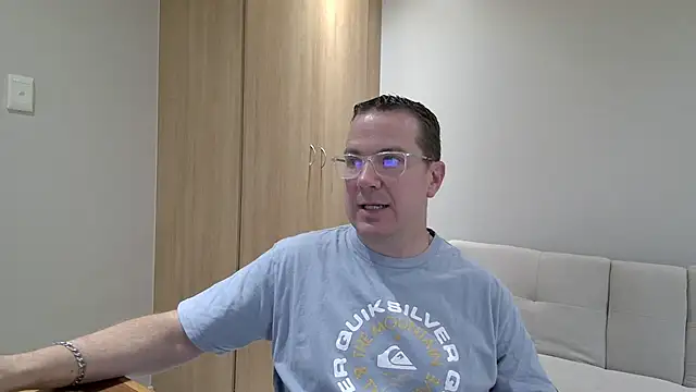 Snapshot of BrettJ81 chatting on December 10, 2024, 1:44 pm BrettJ81 online show from December 10, 2024, 1:44 pm