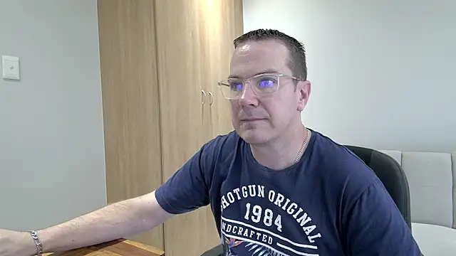 Snapshot of BrettJ81 chatting on January 19, 2025, 1:12 pm BrettJ81 online show from January 19, 2025, 1:12 pm