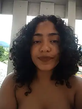 savanahottie online show from July 12, 2026, 2:52 pm