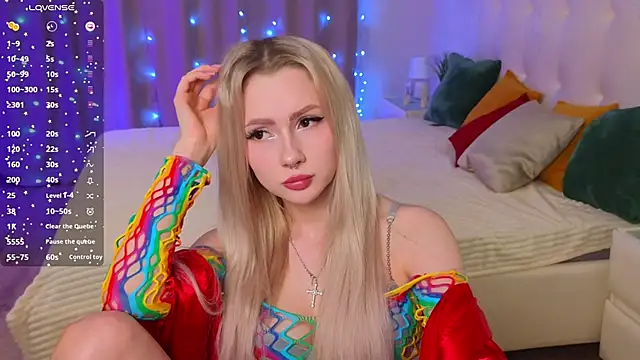 Snapshot of Lexitey chatting on December 3, 2024, 10:06 am Lexitey online show from December 3, 2024, 10:06 am