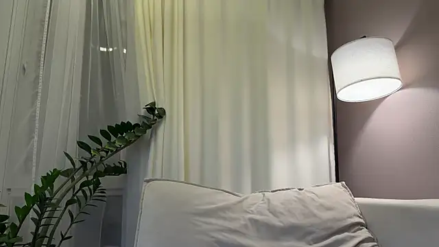 Snapshot of mommy_nadin chatting on October 5, 2025, 7:01 pm mommy nadin online show from October 5, 2025, 7:01 pm