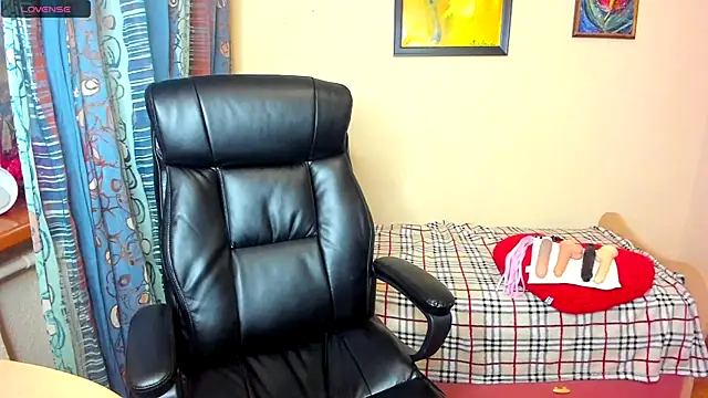 Yummy Kate online show from February 20, 2026, 7:32 am