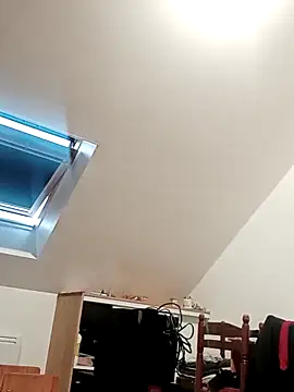 Snapshot of JOHANNA9MOI02 chatting on November 7, 2025, 3:45 pm JOHANNA9MOI02 online show from November 7, 2025, 3:45 pm