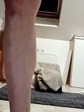 JOHANNA9MOI02 online show from November 27, 2025, 2:13 am