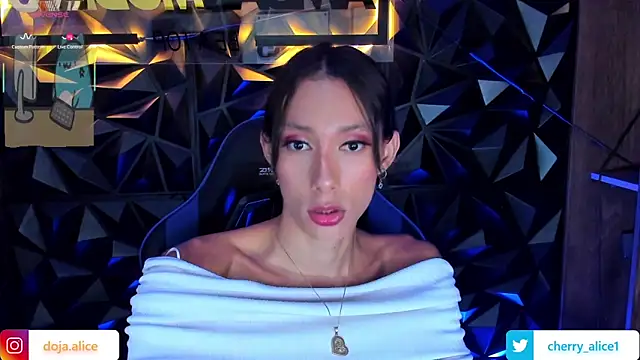 Snapshot of alicee_salvatore chatting on February 10, 2026, 2:10 pm alicee salvatore online show from February 10, 2026, 2:10 pm