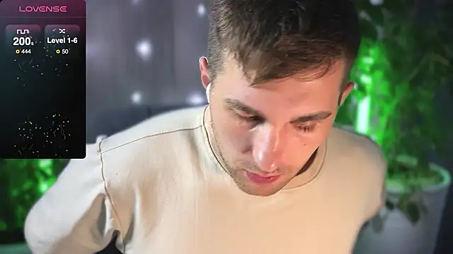 Sweeet  boy online show from February 25, 2025, 8:19 pm