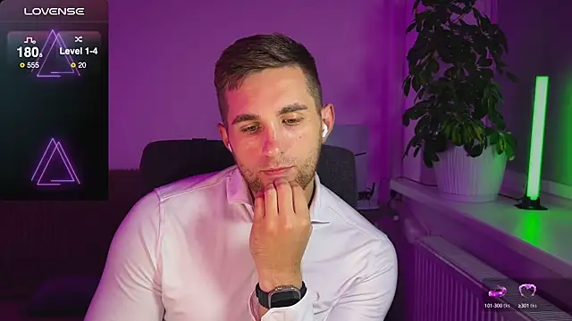 Sweeet  boy online show from October 12, 2025, 3:44 pm