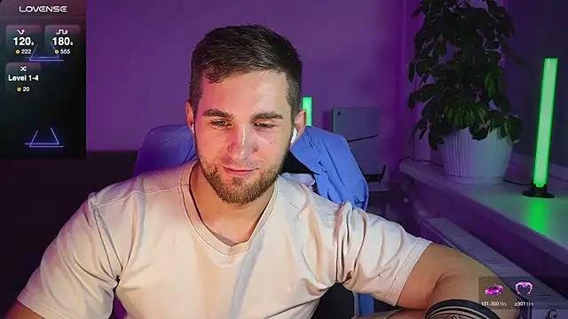 Sweeet  boy online show from October 19, 2025, 10:10 pm