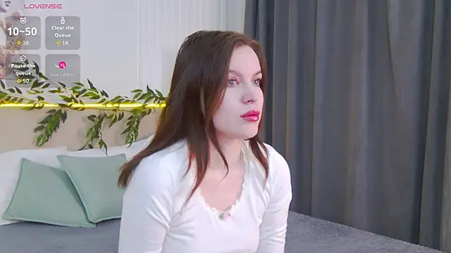 AmaliaBell online show from November 17, 2025, 1:17 pm