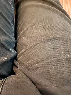 Snapshot of u_wan_me chatting on November 9, 2025, 7:50 am u wan me online show from November 9, 2025, 7:50 am